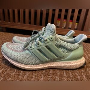 Adidas Ultra Boost Lady Liberty Size 11